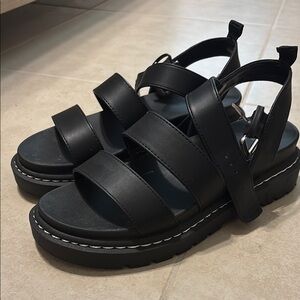 Wild Fable Black Chunky Sandals